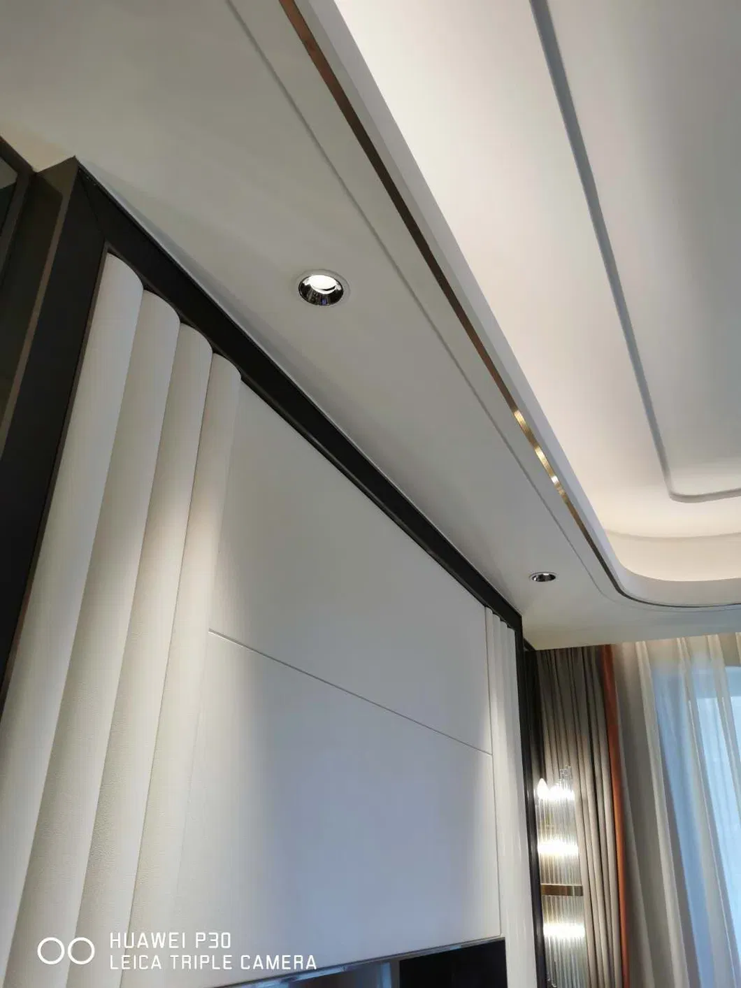 2020 Newest Design Round Anti Glare COB Downlights 12W 3000K Warm White for Hotel Lighting