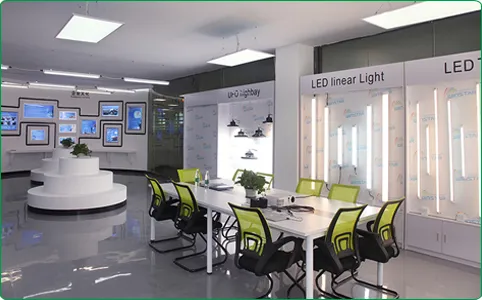 Microwave Sensor 180lm/W T8 LED Tube Light with Ballast Compatible